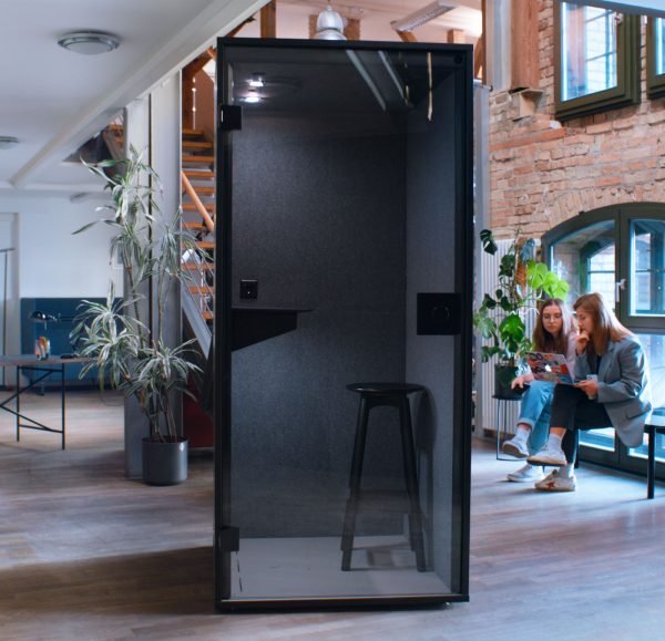 Tek Kişilik Akustik Telefon Görüşme Kabini