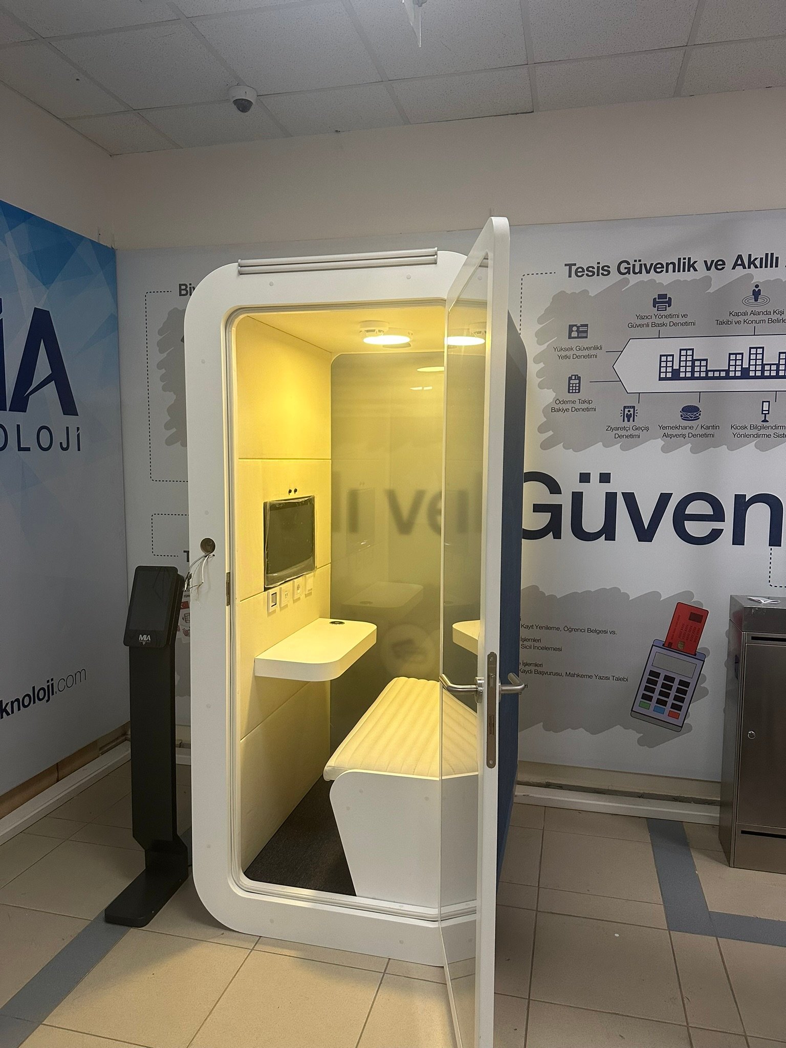 Mia Teknoloji Proje Görseli